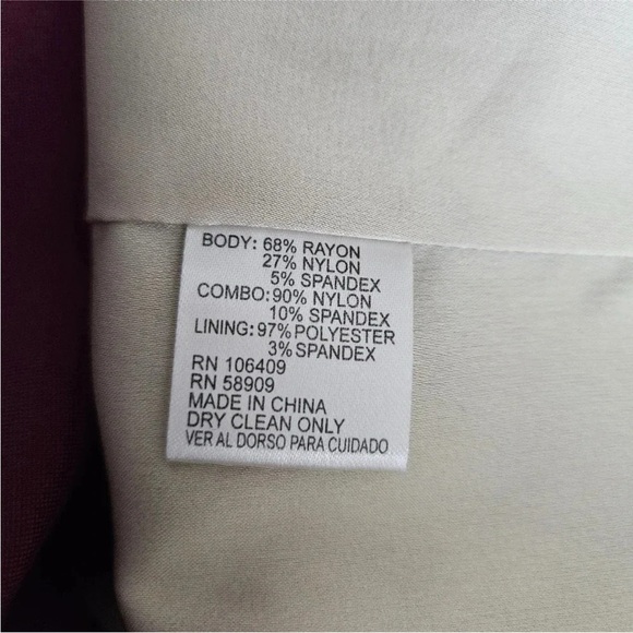 Antonio Melani Burgundy 3/4 Sleeve Lace Sheath Dress Knee Length - Picture 11 of 11